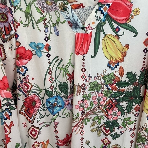 Floral Botanical Print Blouse animal print back long sleeve silky - Picture 3 of 7